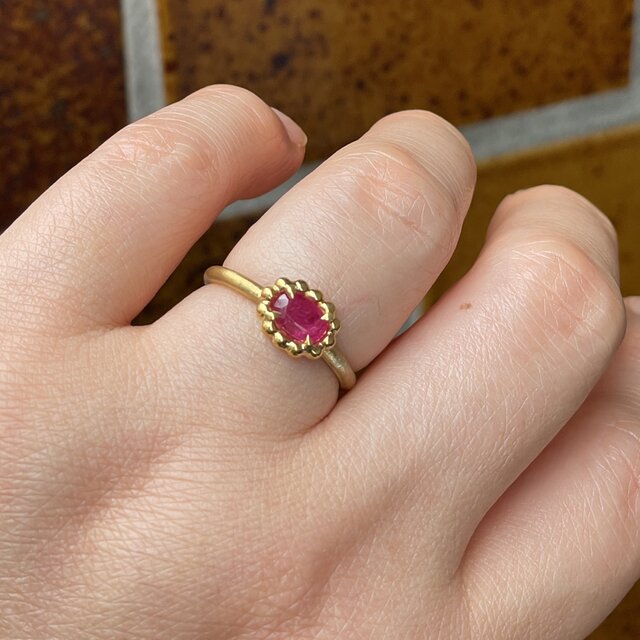なっつんさんのルビーのシルバー手作りリングです。他の方は購入しないでください。 なっつんさんのルビーのシルバー手作りリングです。他の方は購入