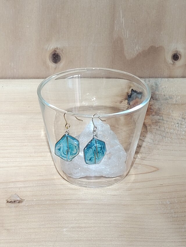 海色　レジンピアス・イヤリング