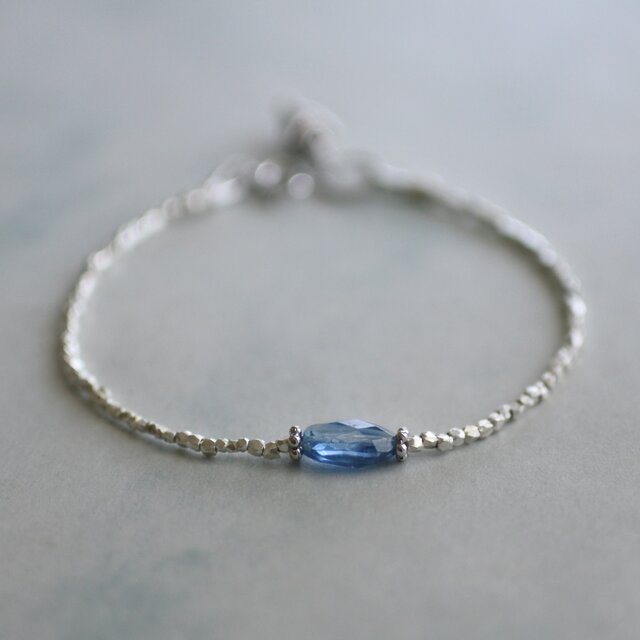 カレンシルバー　カイヤナイトのブレスレット(Silver925)