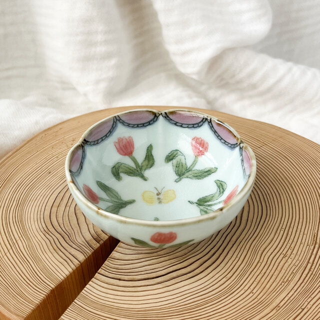 チコロット❤️ミニ小鉢❤️すべて手描き❤️染付け❤️1つあると便利な器❤️手のひらサイズ❤️チューリップ❤️花