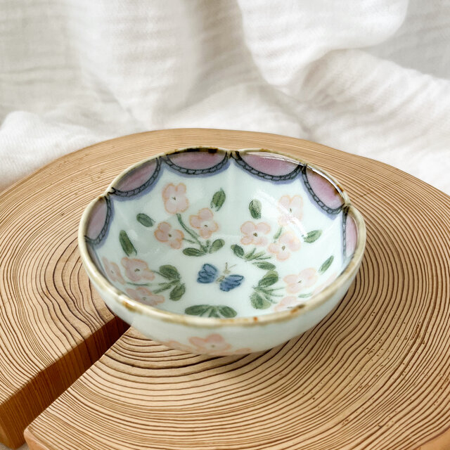 チコロット❤️ミニ小鉢❤️すべて手描き❤️染付け❤️1つあると便利な器❤️手のひらサイズ❤️花