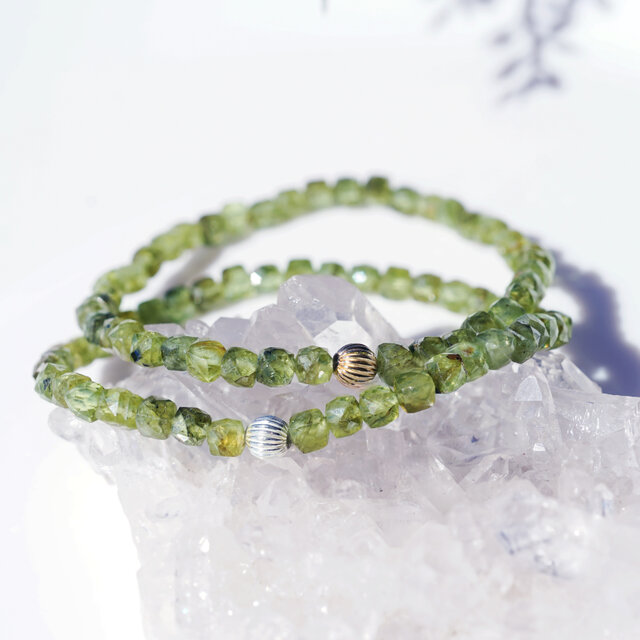ペリドットの一連ブレスレット ～翠色（すいしょく） | iichi 日々の