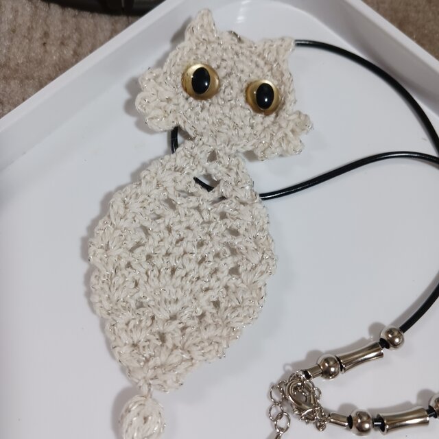 猫モチーフネックレス