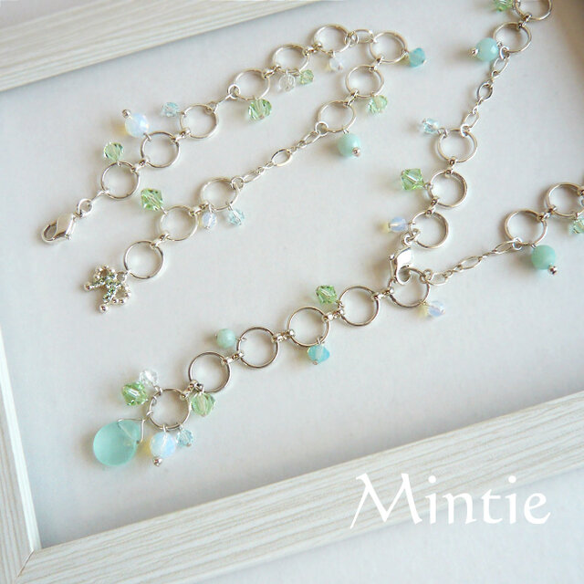 【SALE】ネックレス＆ブレスレットのセット　天然石とリングチェーン(シルバー＆グリーン)