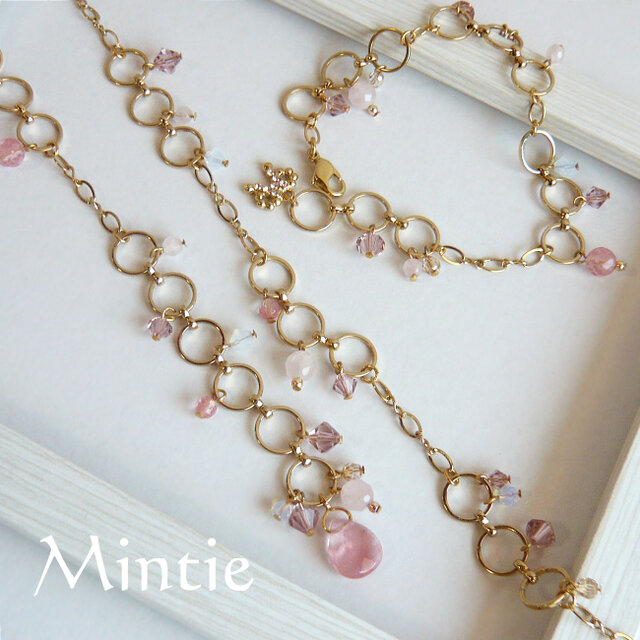 【SALE】ネックレス＆ブレスレットのセット　天然石とリングチェーン(ゴールド＆ピンク)