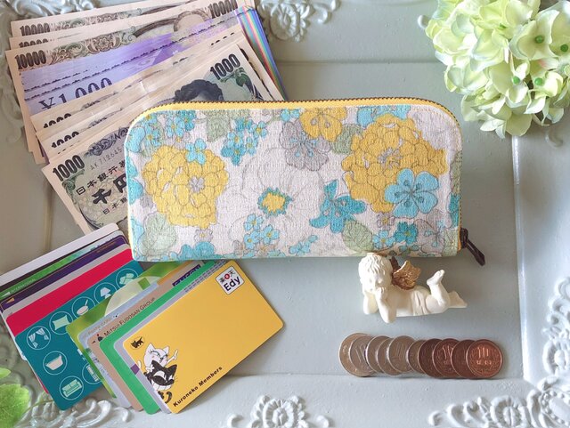 かわいい布で作った長財布 軽量なのに大容量！ナチュラル