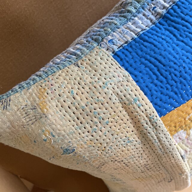 40×40 インドカンタキルトヴィンテージクッションカバー ブルー花柄