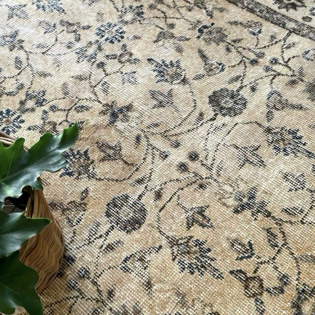 伝統ボタニカル193×293カフェラテベージュ　グリーン　トルコヴィンテージラグ 貴重106×203 ミルクティー草花ボタニカル柄 トルコヴィンテージ