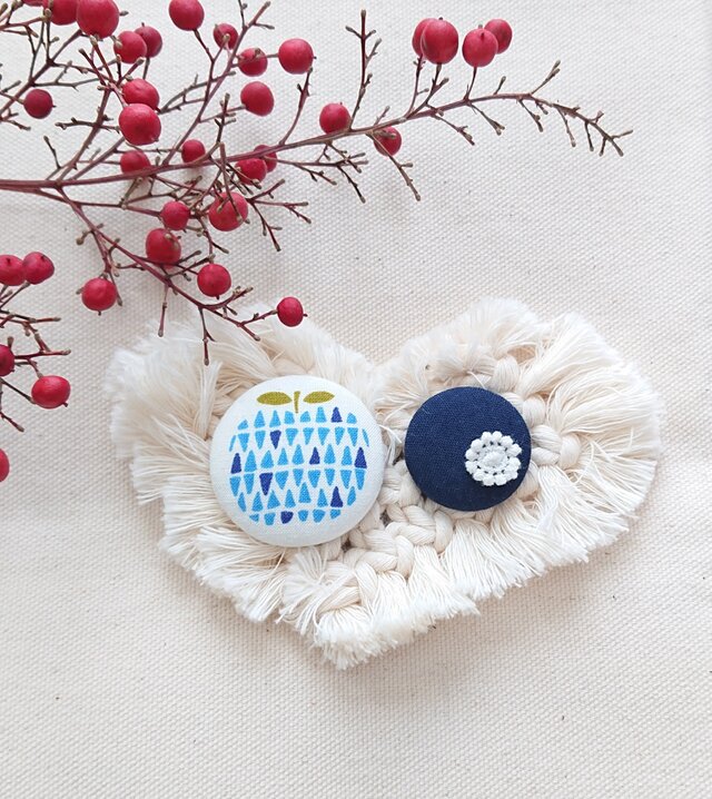 ★くるみボタンブローチ★