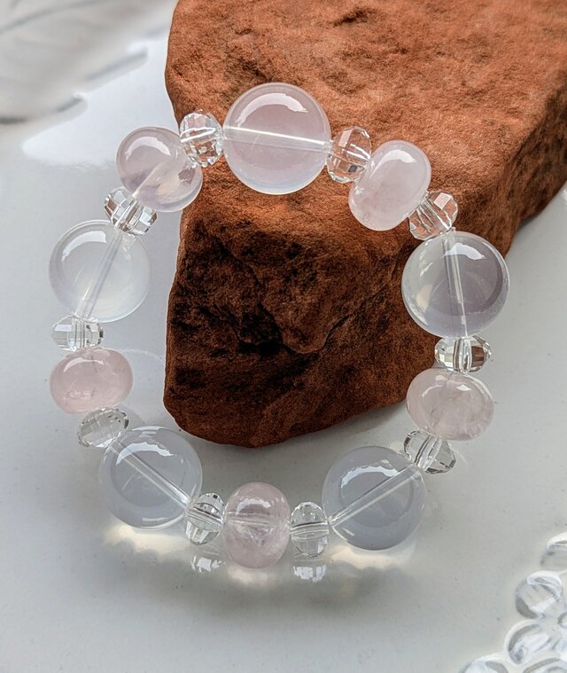 ✨ミルキークォーツ＆クリアクォーツ&マダガスカルローズクォーツのブレスレット✨《自分自身を大切に生きることの助けに》