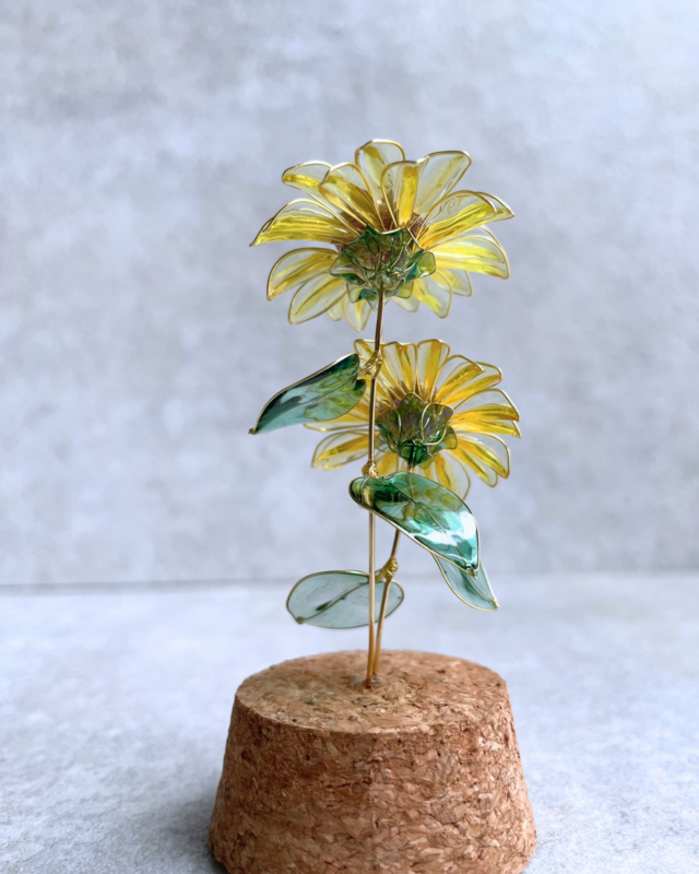 ひまわりのガラスボトル 夏 インテリア お花 | iichi 日々の暮らしを