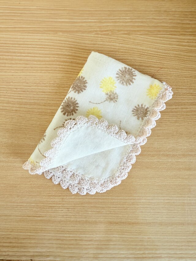 602.ふわふわ♡ダブルガーゼハンカチ♡25×25 ¥830 ダブルガーゼ2枚合わせのふわふわハンカチ（わたぼうし） | iichi 日々