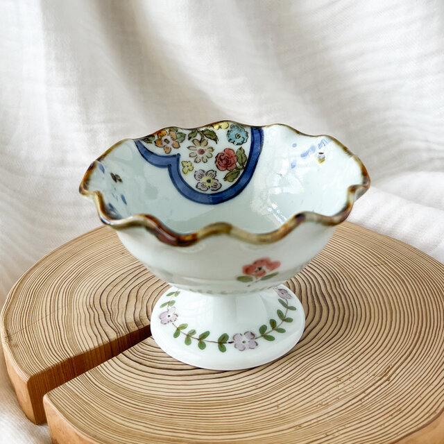 チコロット❤️高台つき小鉢❤️すべて手描き❤️染付け❤️デザートカップ❤️プリン皿❤️フリーボウル❤️bowl❤️ハート