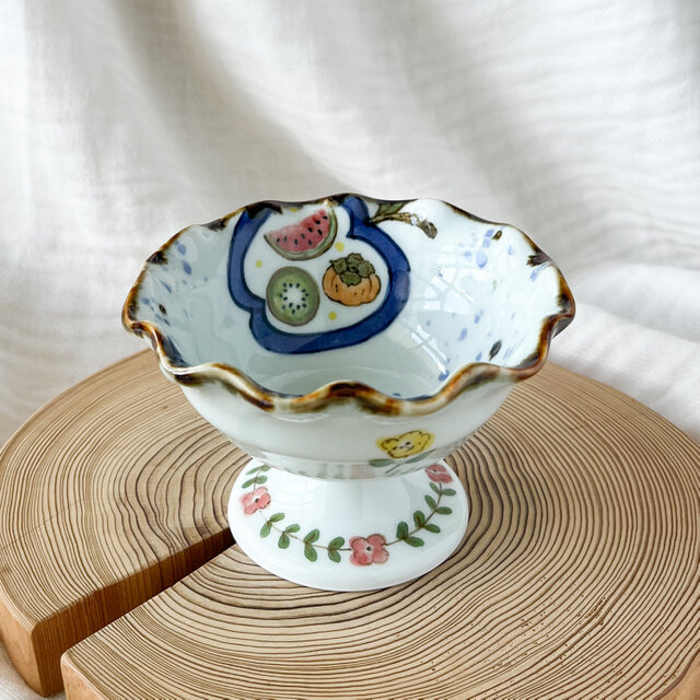 チコロット❤️高台つき小鉢❤️すべて手描き❤️染付け❤️デザートカップ❤️プリン皿❤️フリーボウル❤️bowl❤️くだもの