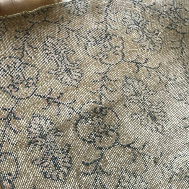 67×109 淡いブラウン×優しい水色　ボタニカル　トルコヴィンテージラグ 67×109 淡いブラウン×優しい水色 ボタニカル トルコヴィンテージ