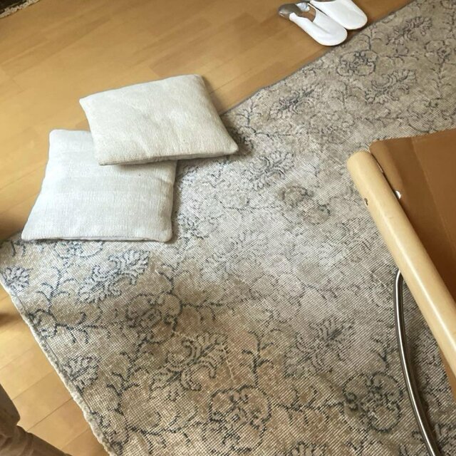 ヴィンテージ ラグ ボタニカルフローラル トルコ アナトリア くすみ ナチュラル 110×177 ミルクティーカラー ボタニカル柄 擦れ トルコ