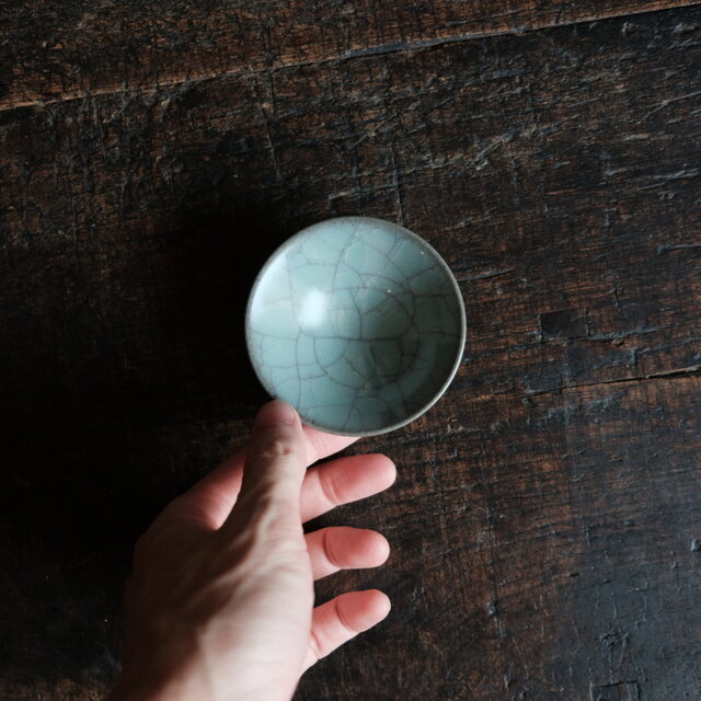 貫入が素敵◇青磁貫入盃 和食器 コレクション 昭和期 酒器 器 銘入り