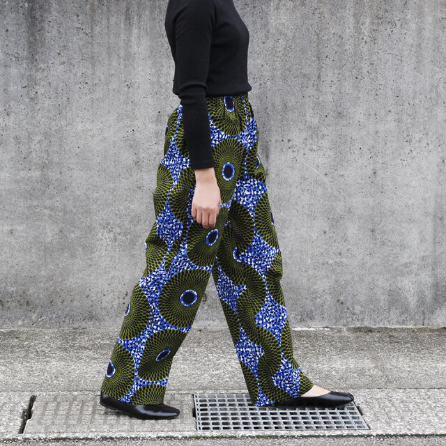 アフリカンプリントのイージーパンツ（ ストレートシルエット