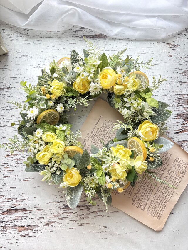 レモンとグリーンの爽やかリース（BOXつき）／アーティフィシャル