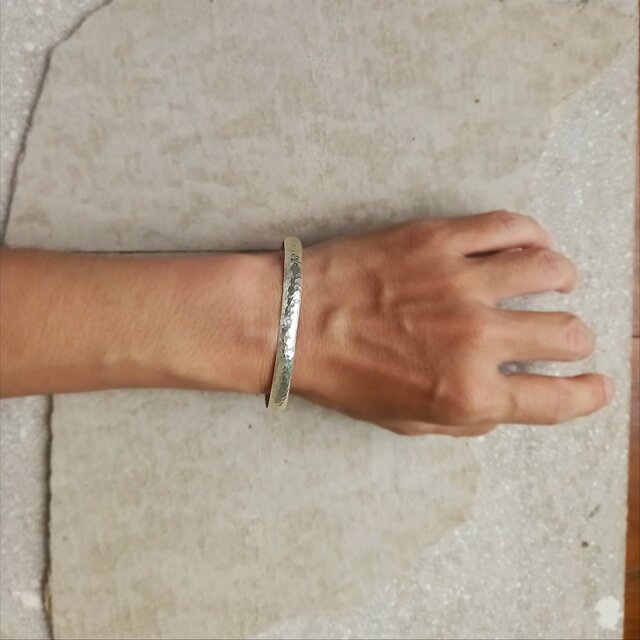 カレンシルバーバングル 6mm / ブレスレット | iichi 日々の暮らしを