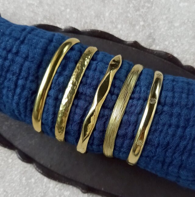 カレン族 真鍮バングル 6mm / ブレスレット | iichi 日々の