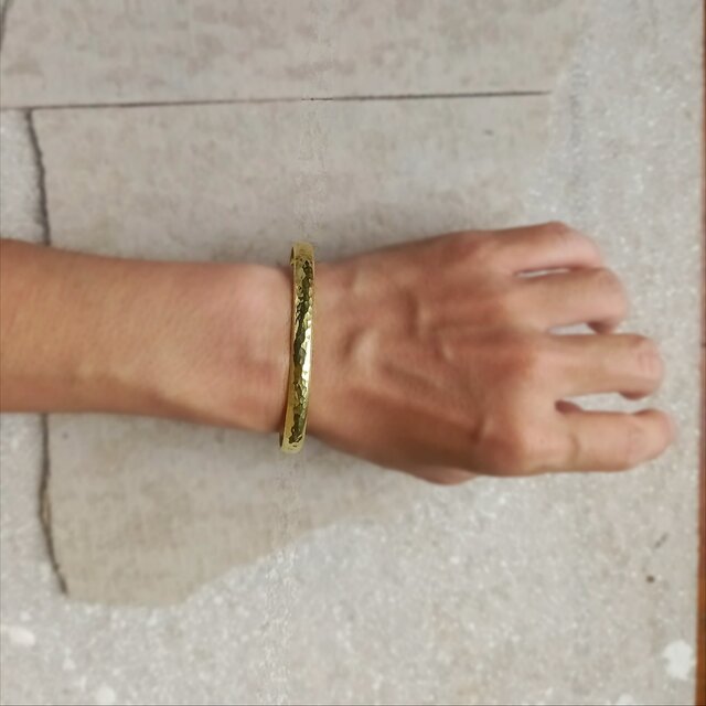 カレン族 真鍮バングル 6mm / ブレスレット | iichi 日々の