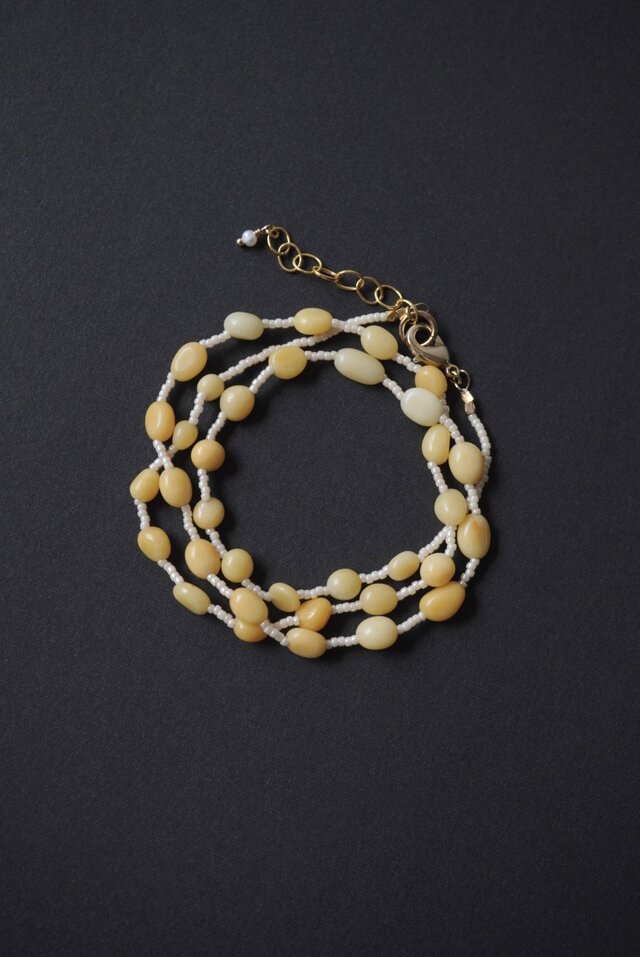 休息 ~イエロージェイドのネックレス