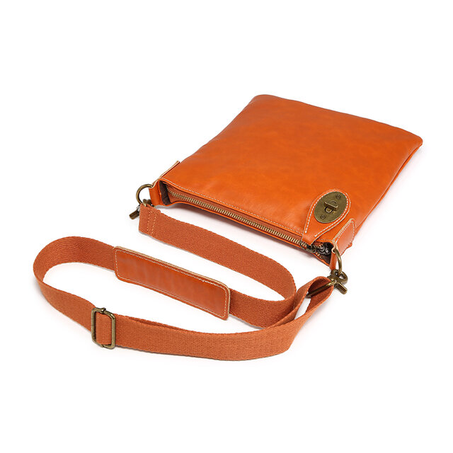 TUMI レザーショルダーバッグ オレンジ ヌメ革ショルダーバッグ（オレンジ） - 革遊びHARUHINO 公式オンライン