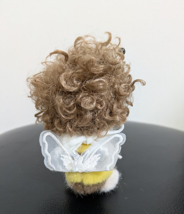 ぬいぐるみ☆巻き毛のみつばちさん☆ブラウン | iichi 日々の暮らしを