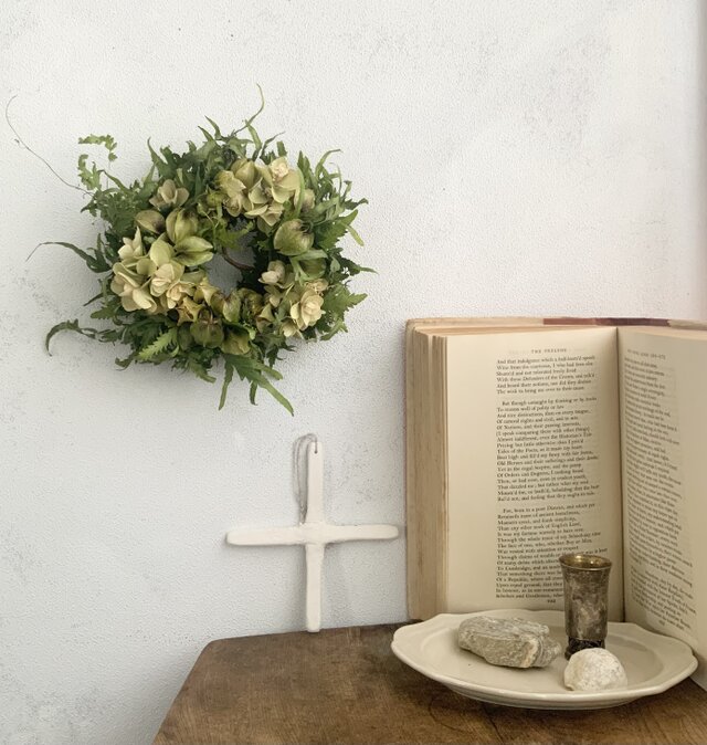 季節の花　ホオズキとシノブのシンプルリース