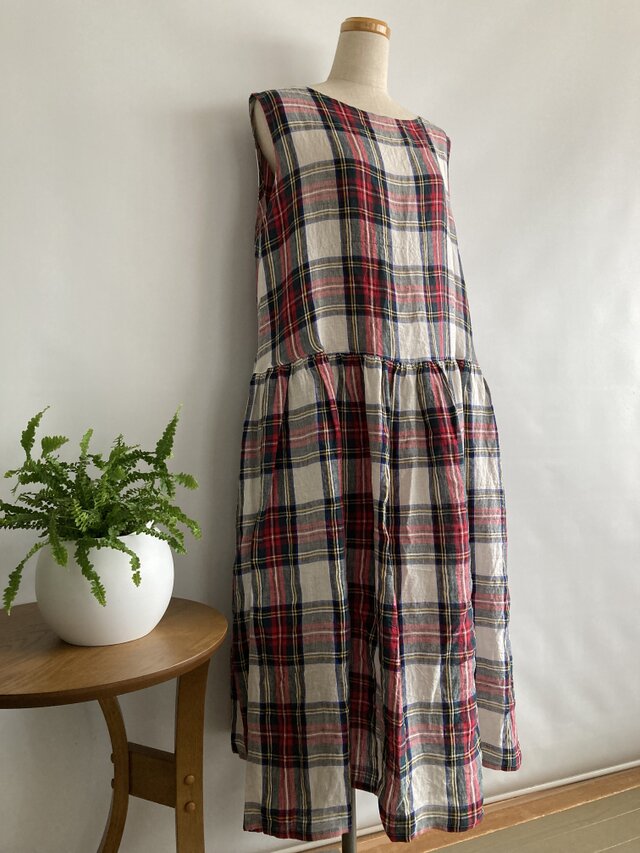 ノースリーブワンピース　