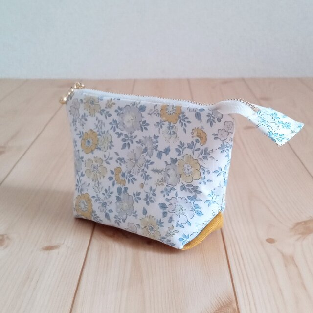 リバティ　底カラー14cmのファスナーポーチ　内ポケット　マチ付き　アロナ　マスタードイエロー帆布　　515