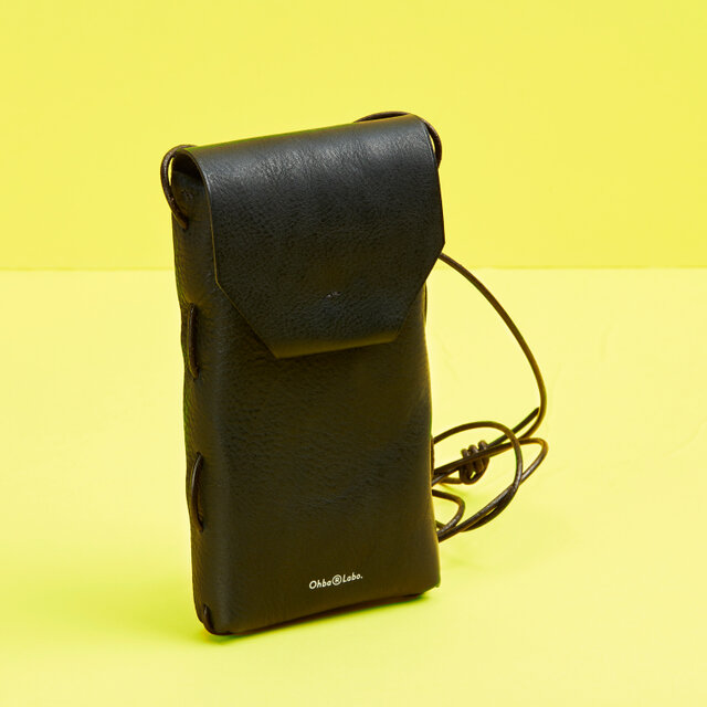 スマホショルダー〈ネックポーチ〉（ブラウン）【R-022-MBX】 | iichi