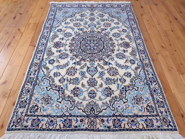 ペルシャ絨毯 ナイン産 ノーラ 玄関マット 120x82cm エスリム柄