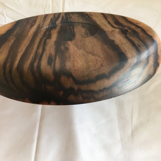 黒柿お盆 | iichi 日々の暮らしを心地よくするハンドメイドや