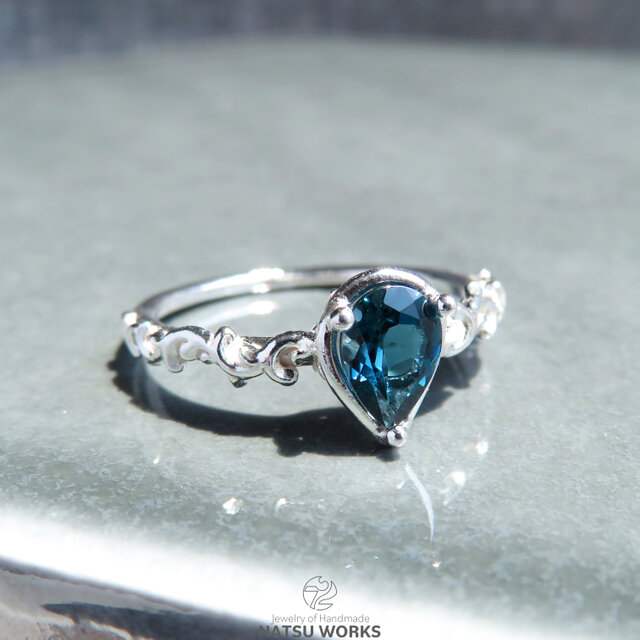 ロンドンブルー トパーズ リング / London Blue Topaz Ring