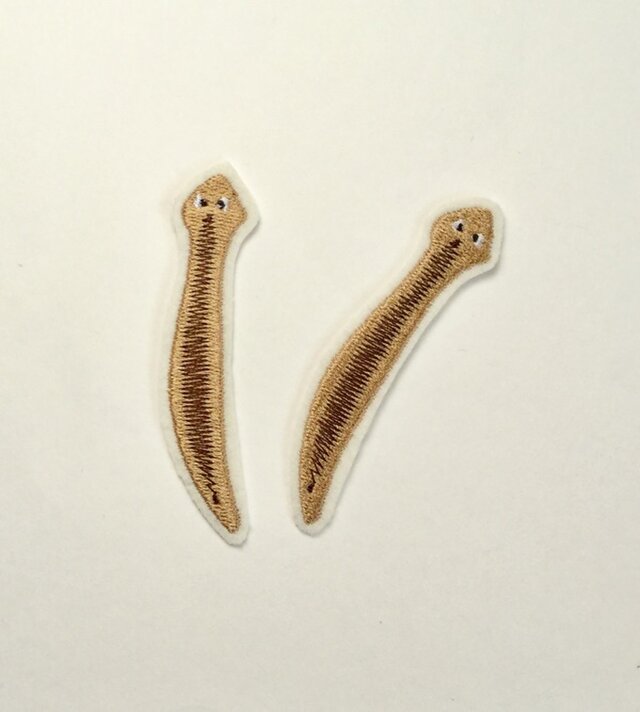 刺繍ワッペン■プラナリア■2匹セット