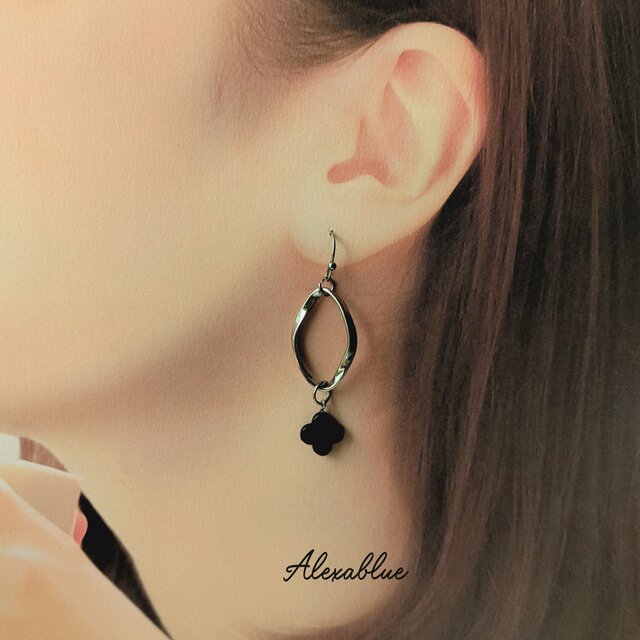 クローバーオニキス ピアス＆ネックレスセット S925×サージカル