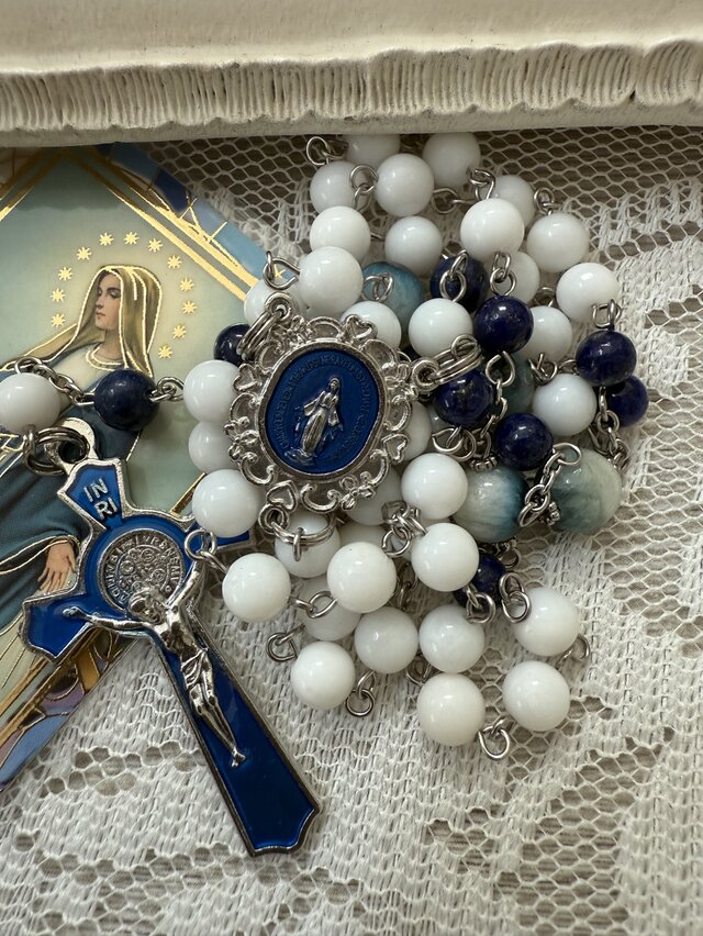 セール☆ホワイトオパールとブルー系２種のロザリオ
