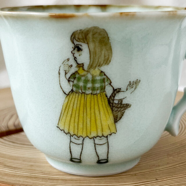 チコロット❤️すべて手描き❤️染付け❤️レトロで可愛い❤️カップが