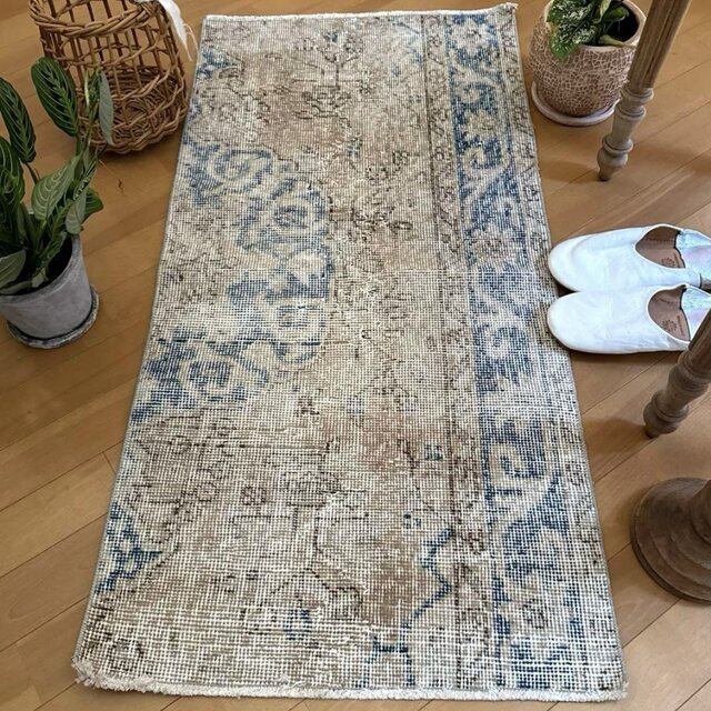 57×106 淡いミルクティー　神秘的ブルー　トルコヴィンテージラグ 57×106 淡いミルクティー 神秘的ブルー トルコヴィンテージラグ