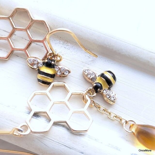 蜜蜂とハチミツのピアスⅡ | iichi 日々の暮らしを心地よくする