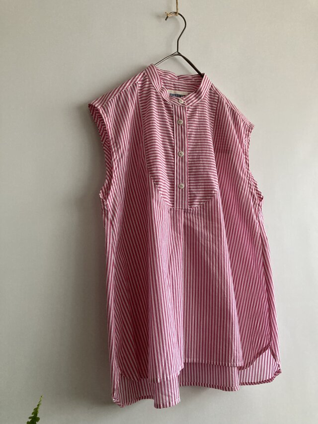 ノースリーブブラウス　