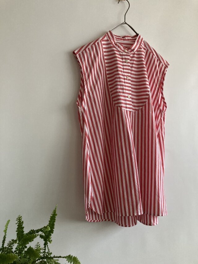 ノースリーブブラウス　