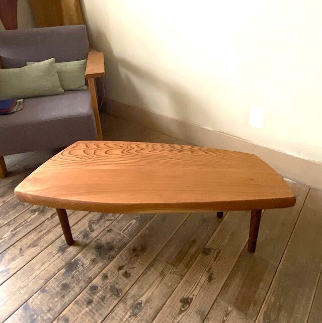 ローテーブル　杉の古材