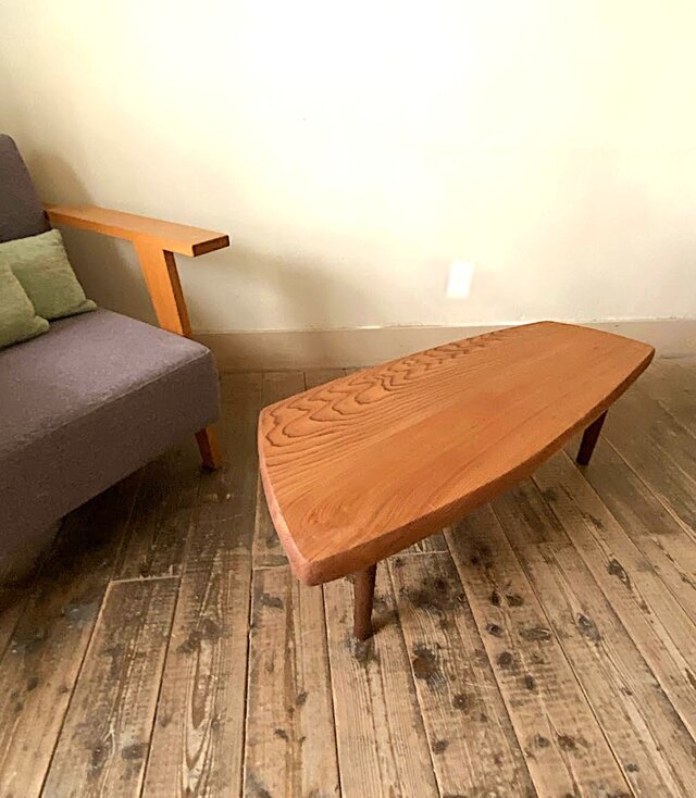 ローテーブル 杉の古材 | iichi 日々の暮らしを心地よくする