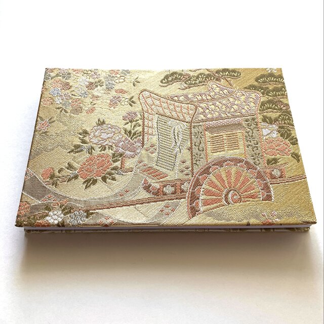 錦御所車』 金襴織物御朱印帳 B5見開き御朱印帳 見開き御朱印帳 平安