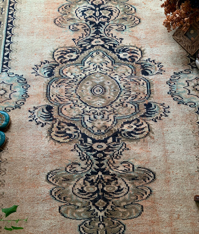 超大判　トルコヴィンテージラグ　263×144オーバーダイ　ペールオレンジ　レア 超大判 トルコヴィンテージラグ 263×144 オーバーダイ ペール