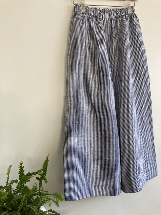 リネンのゆったりパンツ　