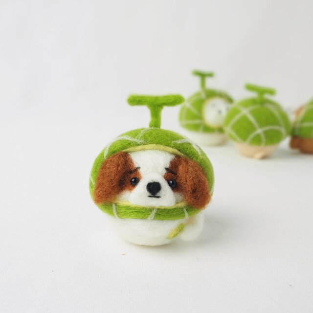 【受注製作】なりきりメロンのまゆキャバリア(ブレインハイム・トライカラー・ブラックタン・ルビー)羊毛フェルト